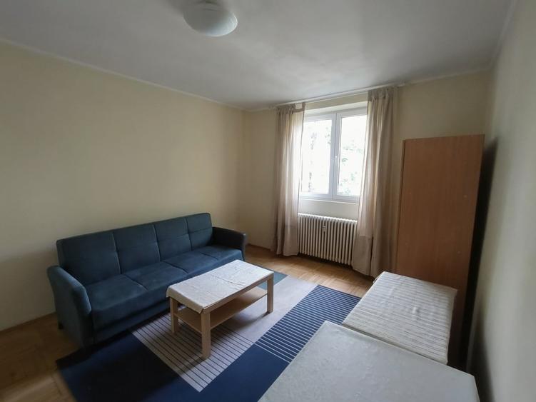 Apartament semidecomandat în Muncii