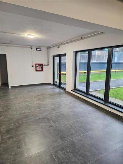 Spatii Birouri - 200 mp - zona Industriala Est - 2