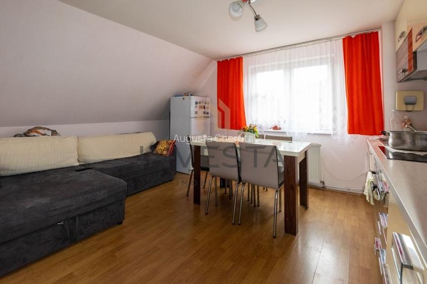 DE VANZARE CASA CU 4 CAMERE BUNA ZIUA DE VANZARE CASA CU 4 CAMERE BUNA ZIUA