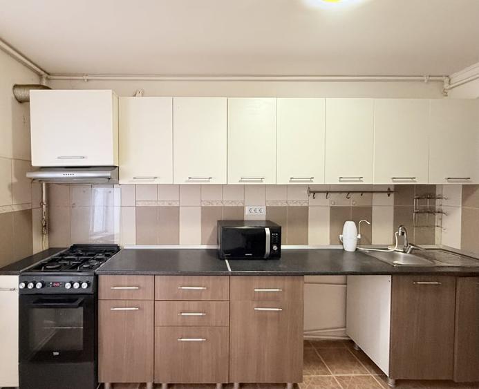 Apartament de vanzare cu 4 camere in Tomis Nord, Vedere parc, etaj 1 - 10
