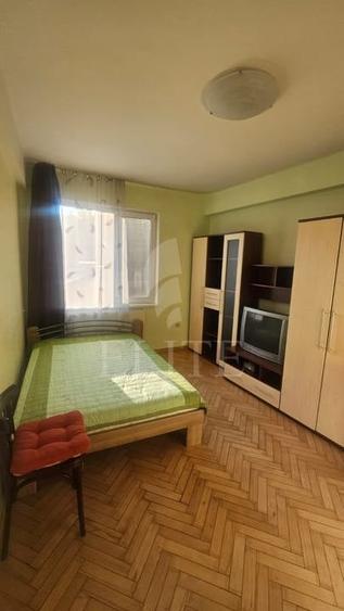 Apartament o camera &icirc;n zona HOREA - 1