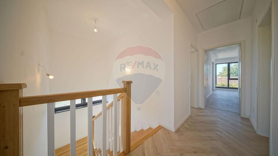 Casa / Vila cu 5 camere de vanzare - 21