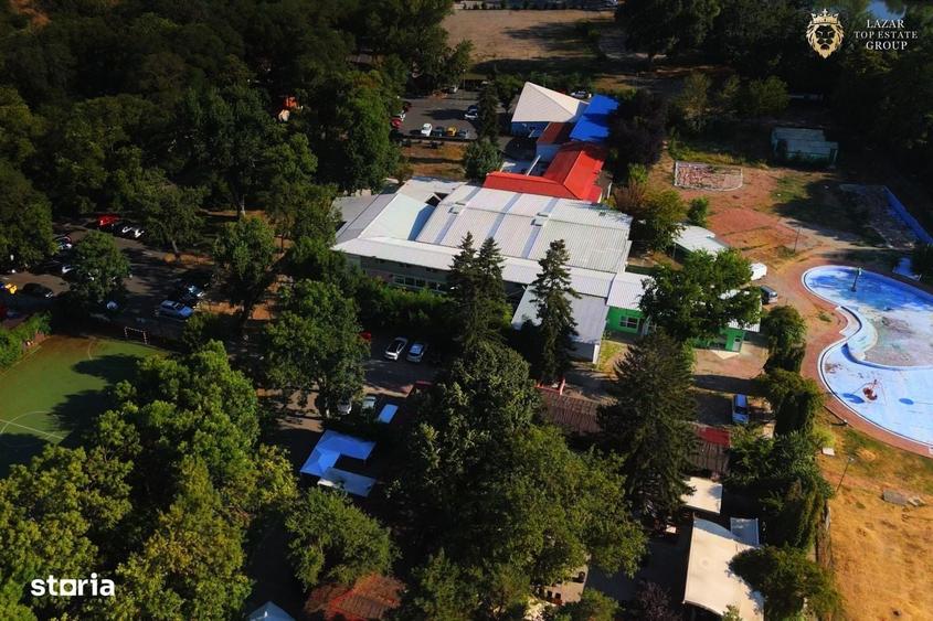 Spațiu comercial, de 740 mp, în Central