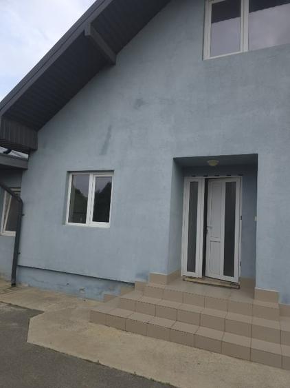 VAND SPATIU DE BIROU HALA REPARATII SI SPATIU CAZARE MUNCITORI - 1