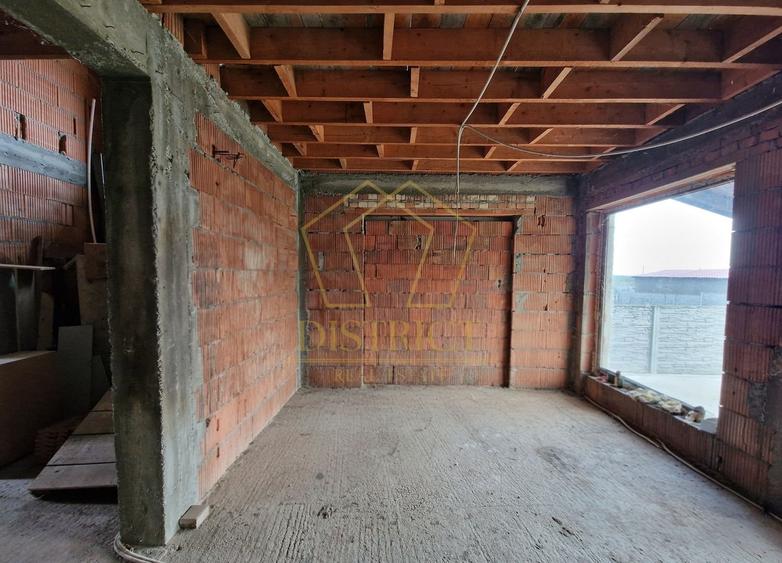 Casa individuala impartita in 2 apartamente | Ianova - 10