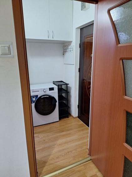 Inchiriez garsoniera in Alfa Arad cu parcare,caut o studenta serioasa. - 6