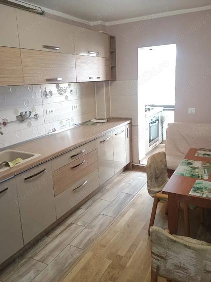 Inchiriez apartament 3 camere str Tolstoi - 2