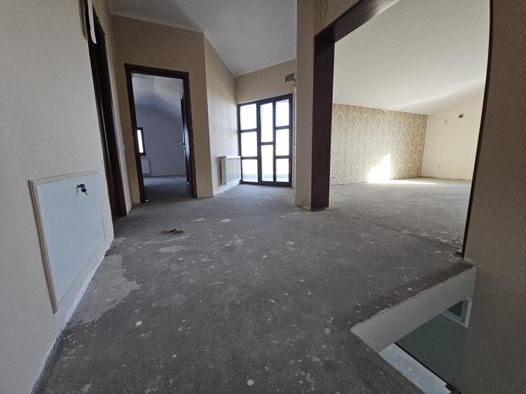 Casa 12 Cam | 477 mp Utili | Teren 1200 mp | Locuit/Azil/Gradinita | Comision 0 - 3