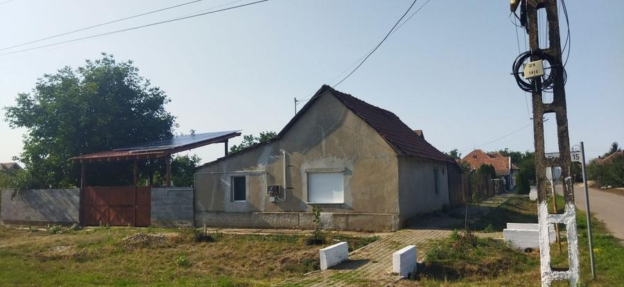 Casa autonoma energetic la 10min de molul din Arad - 1