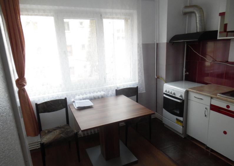 Inchiriez apartament cu 1 camere in Deva, Cuza Voda (Enescu), et. 1 Inchiriez apartament cu 1 camere in Deva, Cuza Voda (Enescu), et. 1