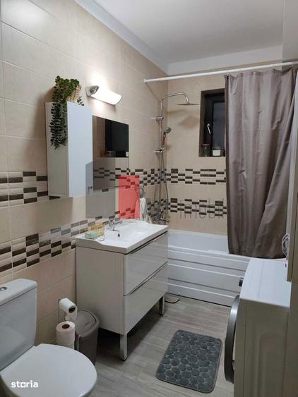 Ofer spre inchiriere apartament 2 camere si loc de parcare! Rezidentia - 1