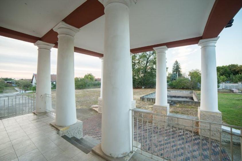 Vand CONAC cu istoric, sec XIX, renovat si evaluat in primele 10 din Romania, granita Varsand - 2