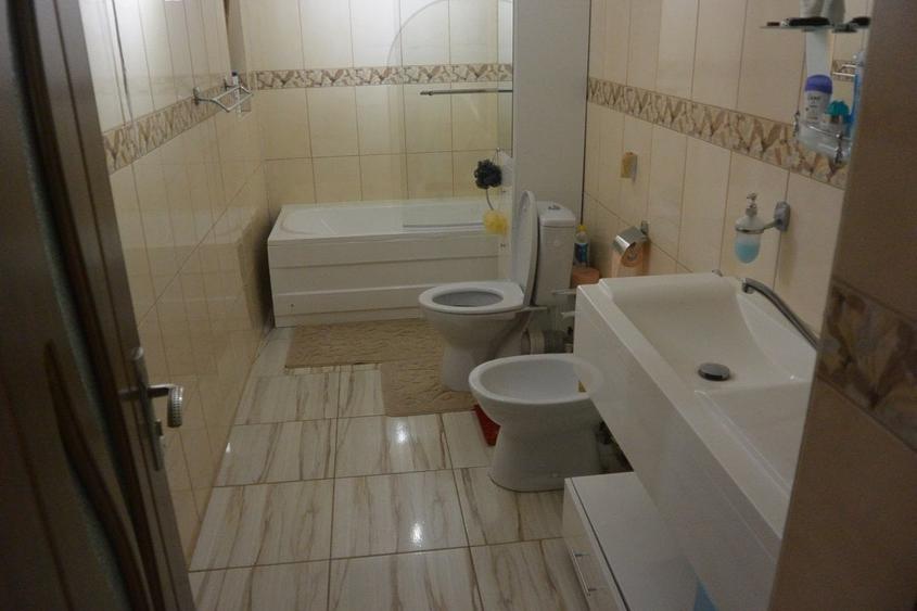 Casa P+E, la 15 km de Poiana Lacului, finisata, mobilata,  teren 7500mp, - 17