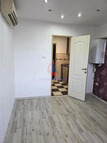 Investi #539;ie sigura 2 garsoniere independente Etaj 1 l #226;ng #259; Bega Bujorilor - 2