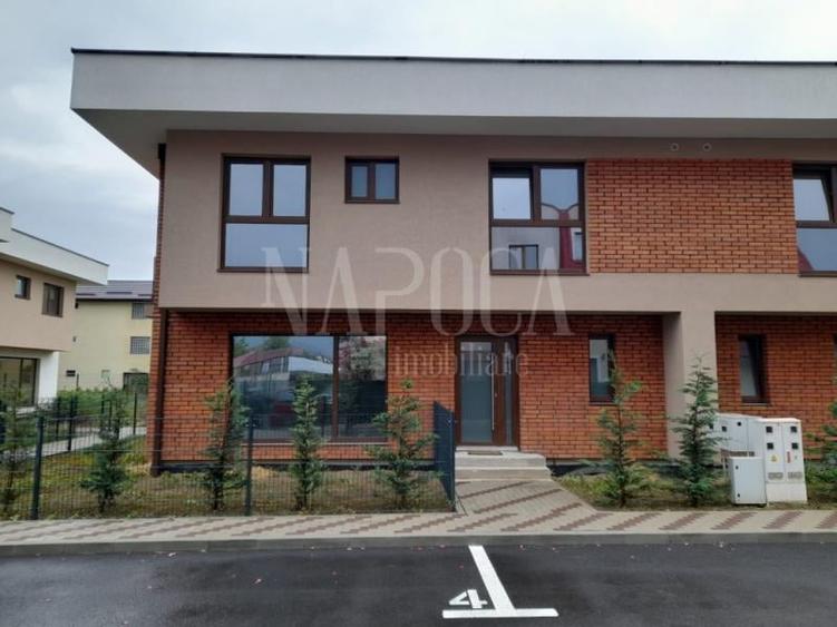 Casa 4 camere de vanzare in Floresti - 1