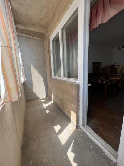 apartament decomandat, 3 camere, 2 balcoane, gaz, an 1972, 120.000 euro - 11