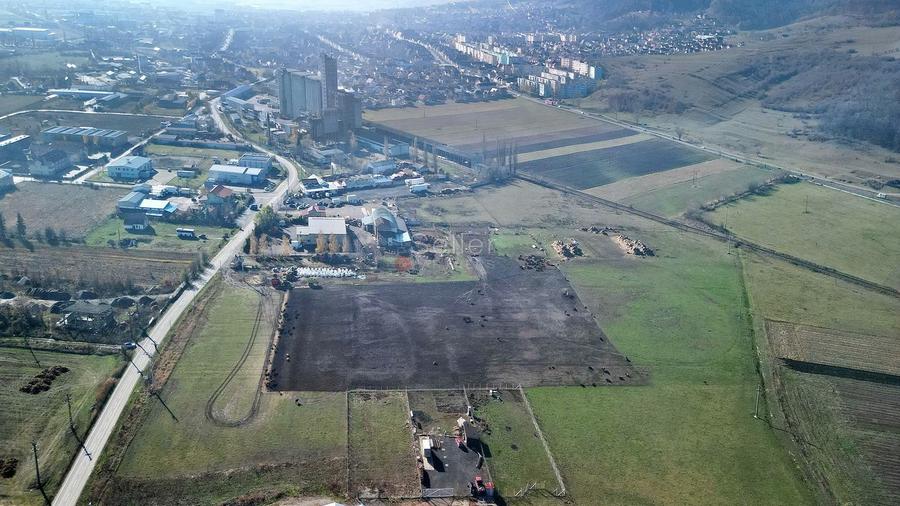 Teren Industrial cu P.U.Z. - 18