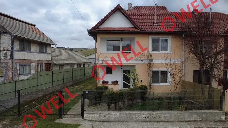 De vânzare casă familială în loc. Întorsura Buzăului, sat Floroaia! - 2