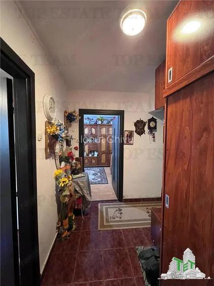 Apartament de 3 camere, 68mp,confort 1 sporit, in bloc recent realibitat termic,A C, 4 min de STB,15