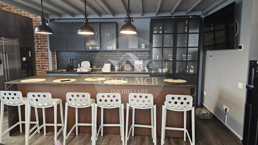 Spatiu Comercial -Piata 1 Mai - 12