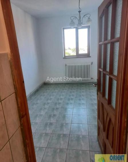Cet, garsoniera de vanzare, etaj 2, Constanta