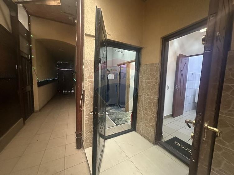 De Inchiriat Spațiu Comercial de 60mp în zona Nerva Traian - 15