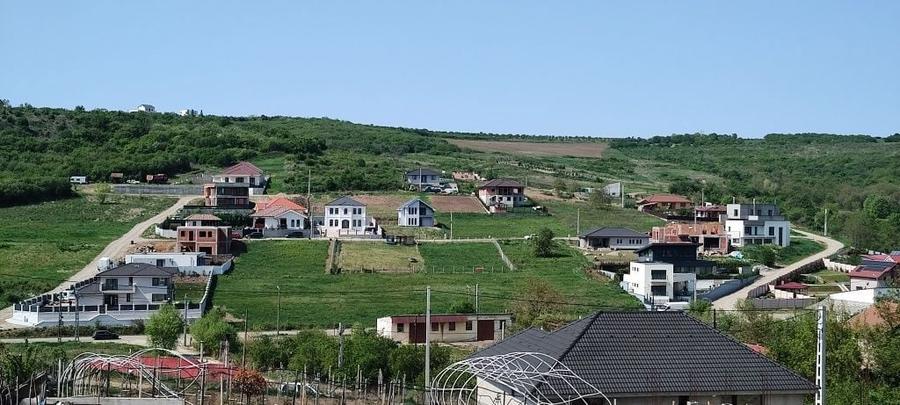 teren in zona strazii Santului Oradea-Hanul Pescarilor-Gh.Doja - 2