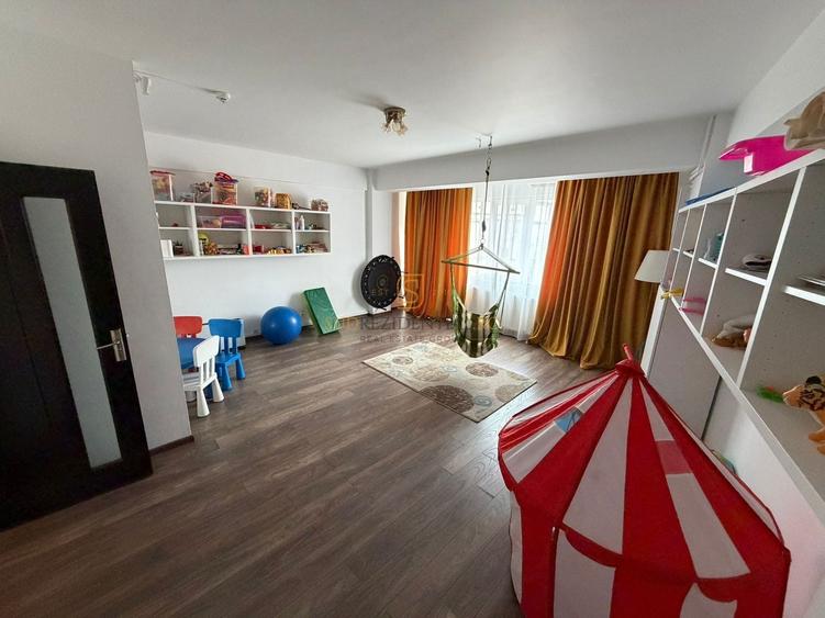 Cladire birouri ultracentral - multiple destinatii ( office/clinica ) - 4