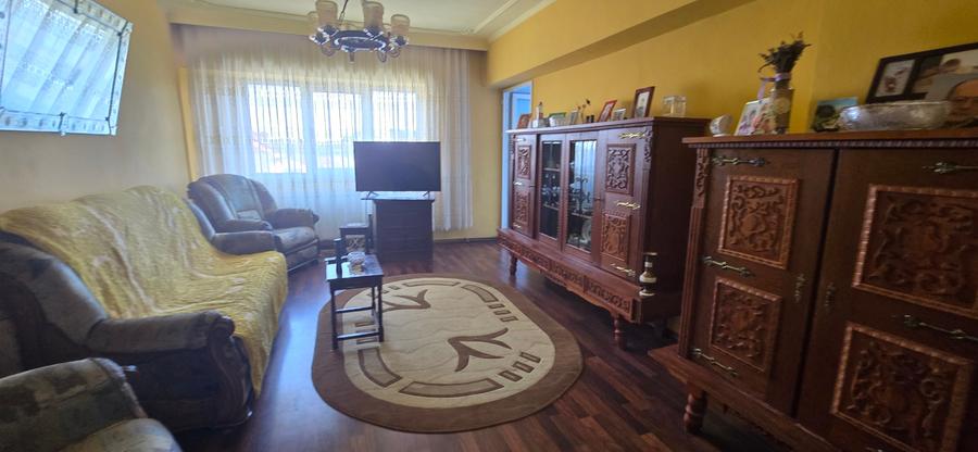 Ultracentral Târgoviște,  vânzare apartament 3camere,  comision 0 la cumpărător - 2