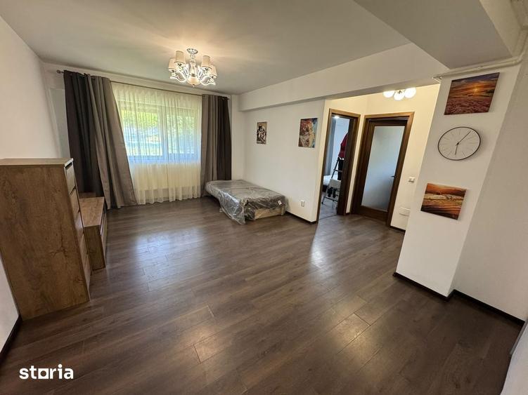 Apartament cu 3 camere decomandat în Ciurea