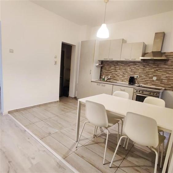 Apartament cu 3 camere decomandat în Iosefin