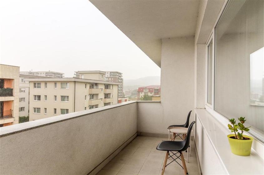 Apartament cu 2 camere semidecomandat în Bună Ziua