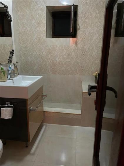 Apartament cu 3 camere decomandat, mobilat în Păcurari