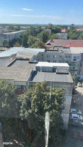 Apartament cu 3 camere în Orizont
