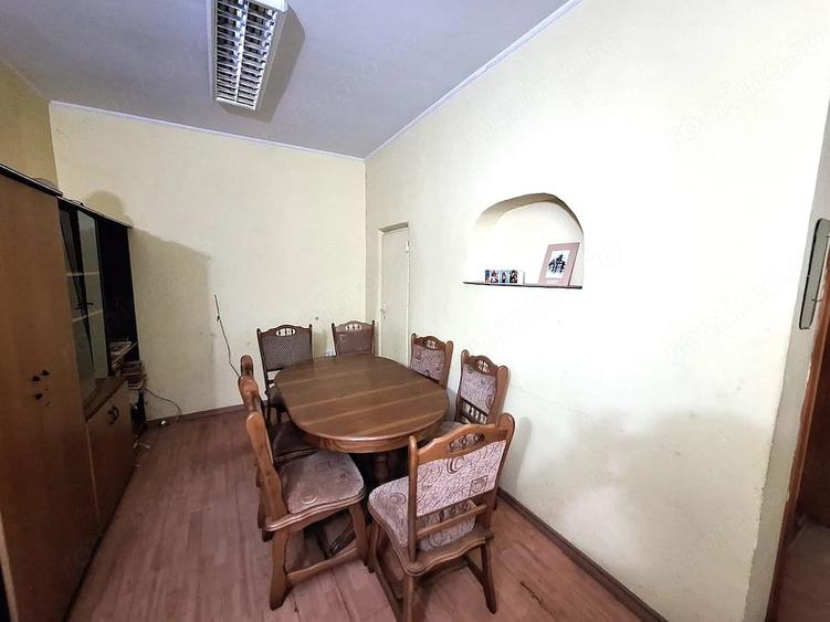 Casă cu Teren 50 Mp în Central