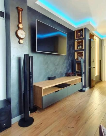 Apartament cu 2 camere semidecomandat în Florești