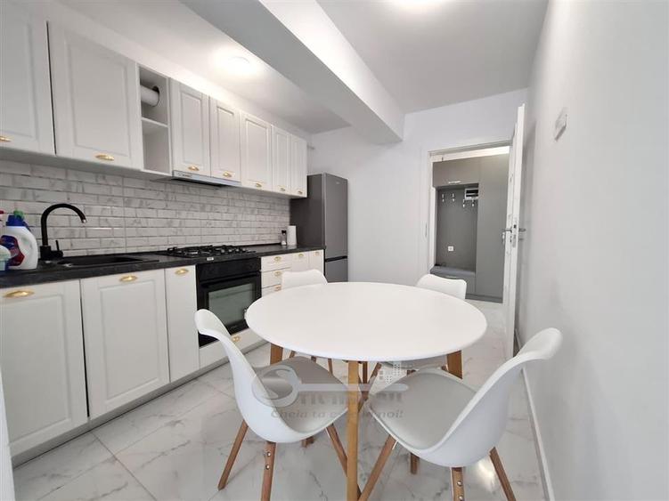Apartament cu 2 camere decomandat, mobilat în Cug