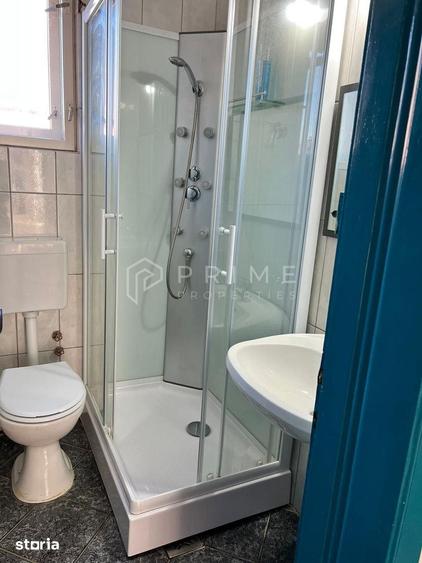 Casă cu 4 camere cu Teren 2000 Mp în Corunca