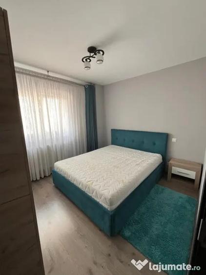 Apartament cu 3 camere decomandat în Gorjului
