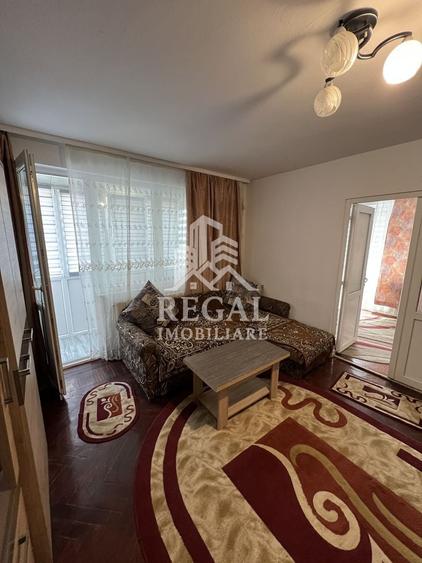 Apartament cu 3 camere, mobilat în Central