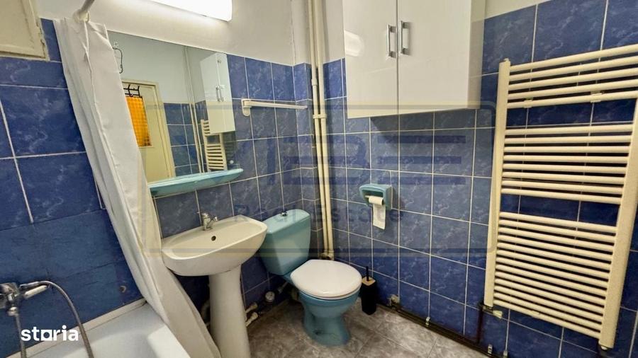 Apartament cu 3 camere decomandat în Gară