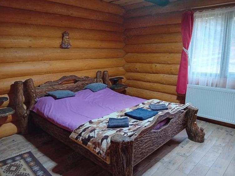 Casă cu Teren 400 Mp în Central