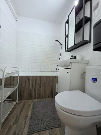 Apartament cu 2 camere decomandat în Drumul Taberei