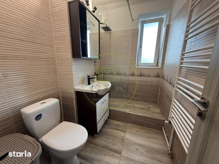 Apartament cu 2 camere decomandat, mobilat în Central