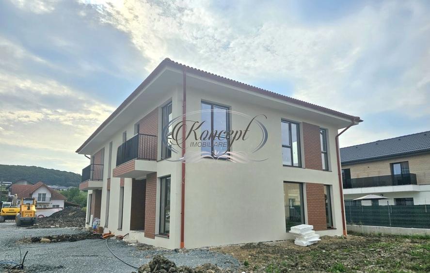 Duplex in ansamblu rezidential inchis, Chinteni - 1