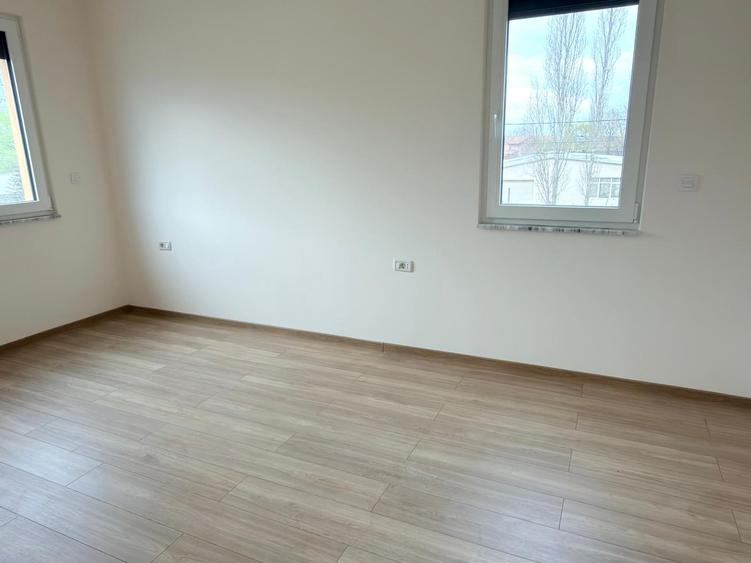 Comision 0 - Dezvoltator vinde ap. 3 camere finalizat, TVA si parcare incluse! - 10