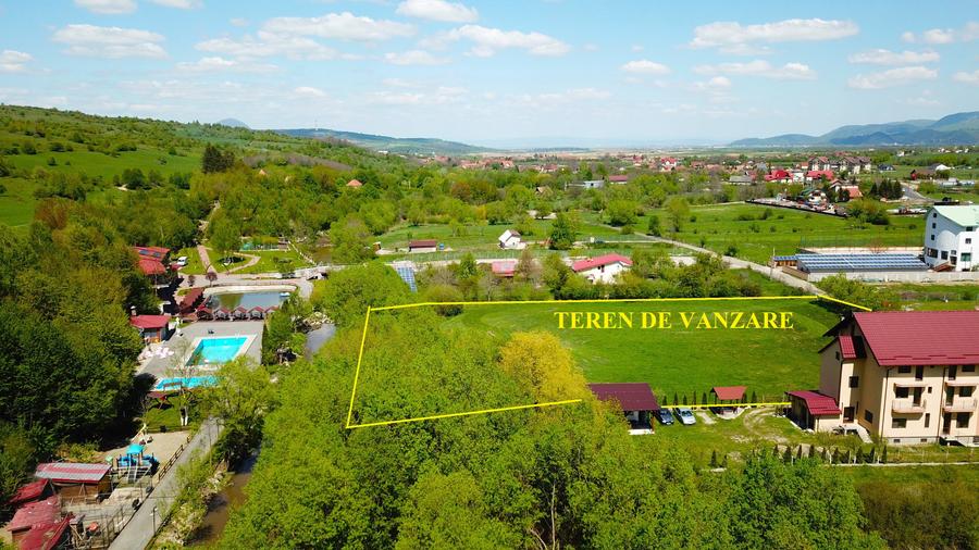 Teren superb in Bran cu parau in spatele lui - 9