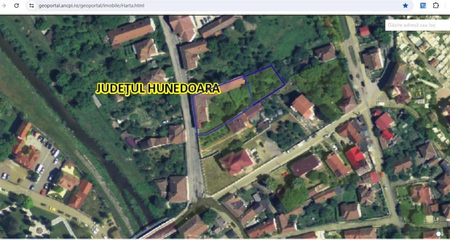 Casa, anexe si teren amplasate central in municipiul Brad - 8