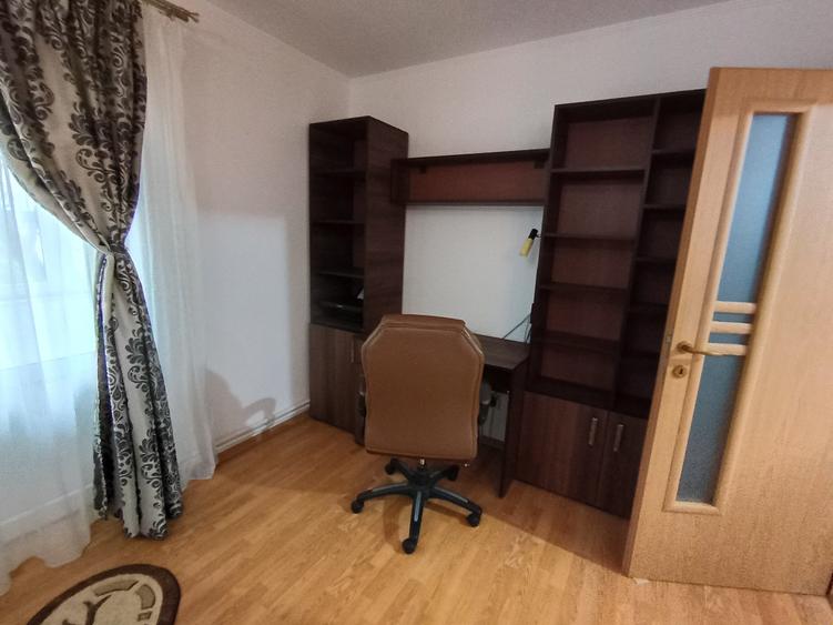 3 decomandate -2bai -Parcare / centrala gaze - 2