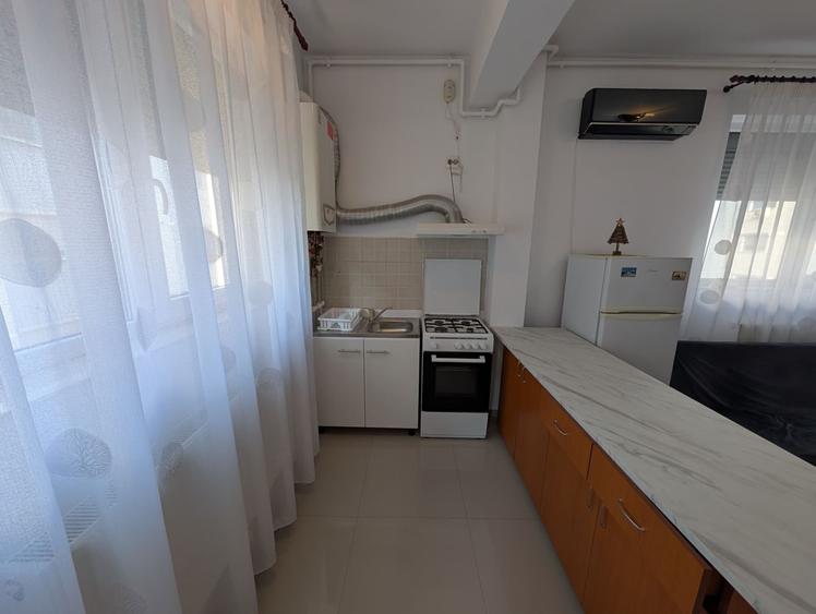 De închiriat apartament 2 camere - Militari Residence - 3